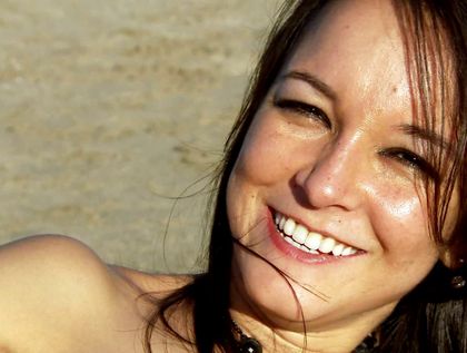Sexe à la plage : Francys adore la bite  ! | IllicoPorno